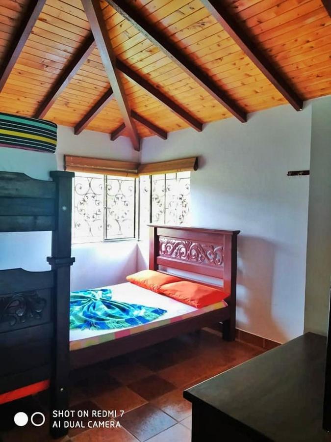 Casa Campestre Frente Acuarela -Mesa De Los Santos La Granja Εξωτερικό φωτογραφία